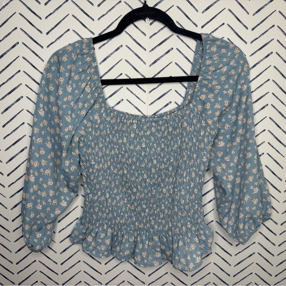 Paper Crane square neckline cottage floral ruched blouse blue white size small - Picture 2 of 8